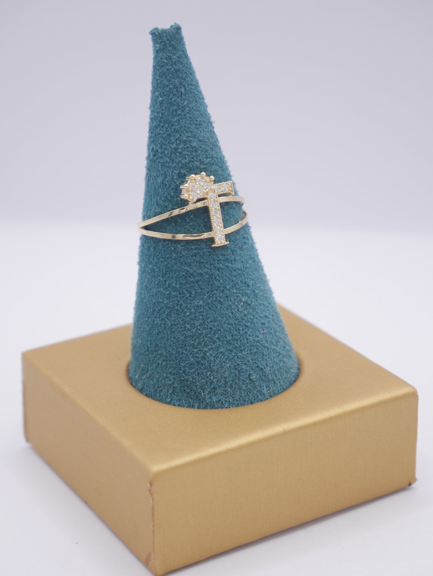 New 14K CZ Initial T Gold Ring I.J™